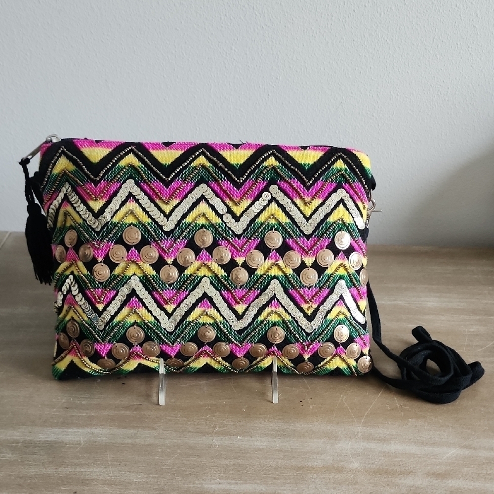Bohemian Colorful Zigzag Embroidered Crossbody Clutch with Tassel